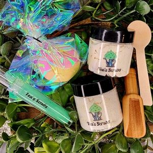 Tea's Scrubs Lovely Box